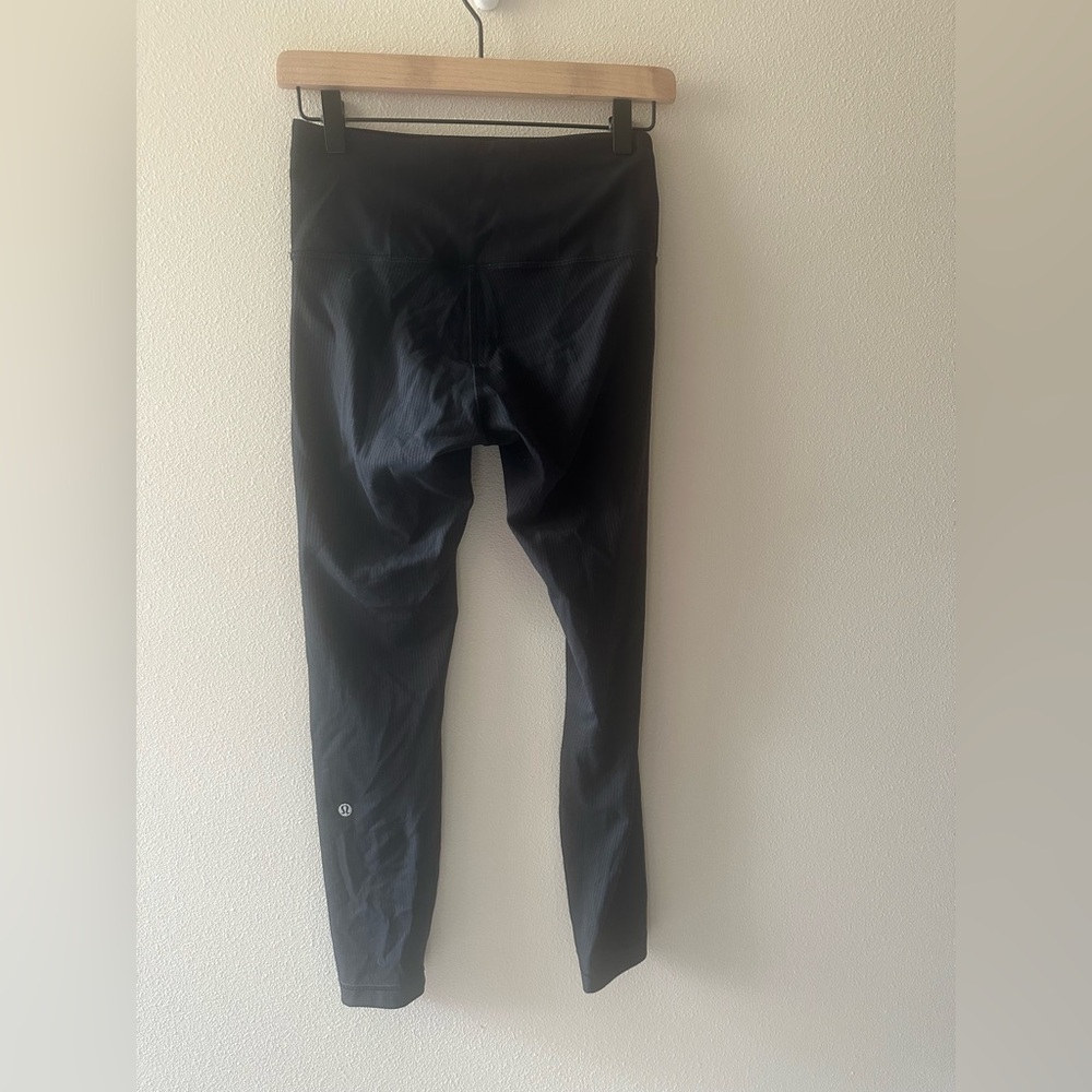 Lululemon Wunder Train High-Rise Ribbed Tight 25" Black W5FY2S size 6 - Picture 6 of 6